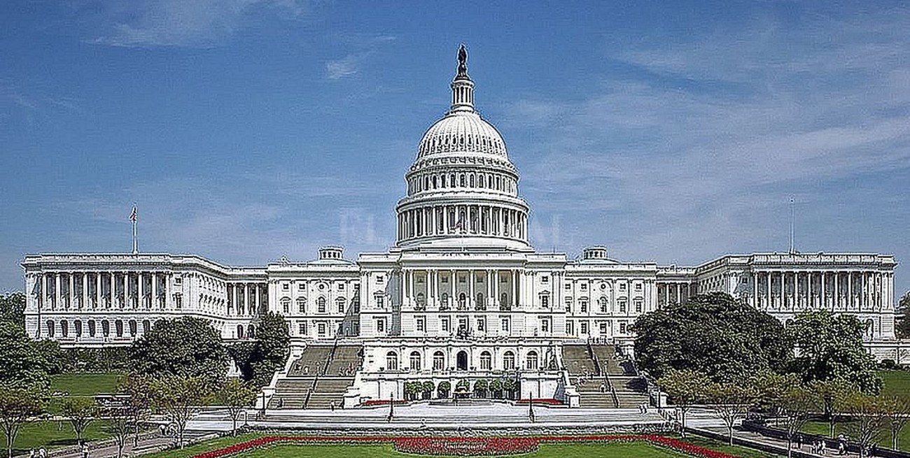 Estados Unidos: la Cámara Baja decide limitar los "poderes de guerra" de Trump