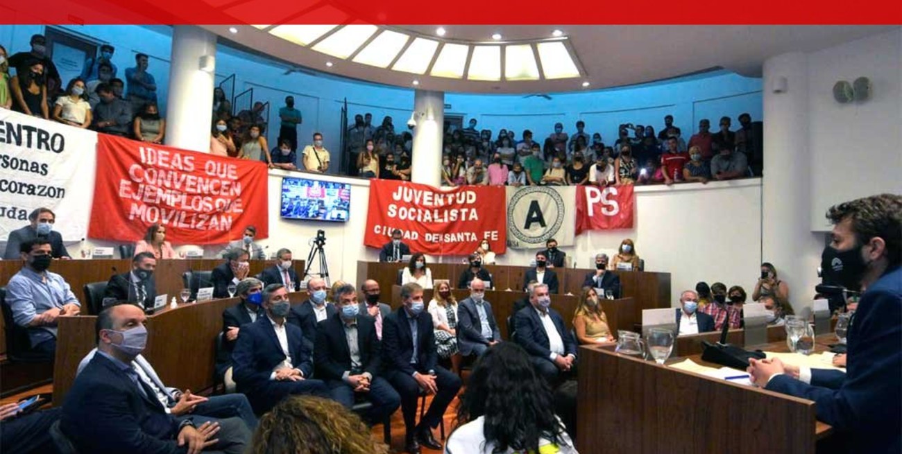 En vivo: asumen los nuevos concejales de la ciudad de Santa Fe