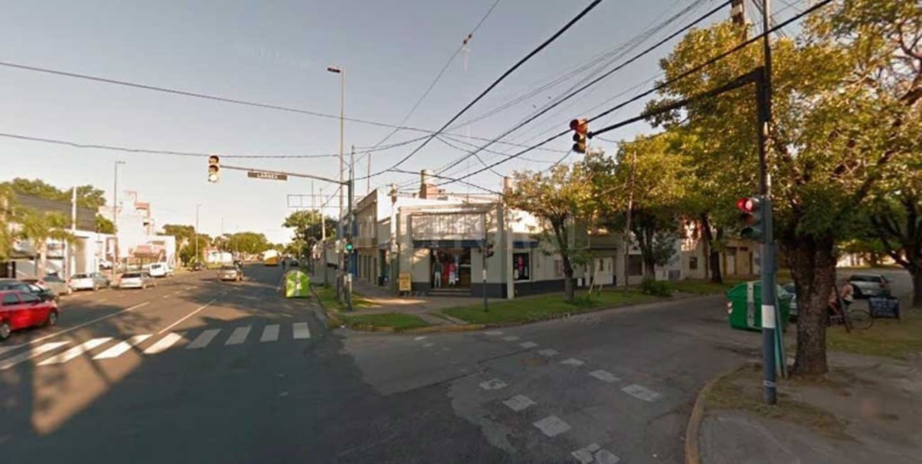 Asesinan a un hombre en una esquina de barrio Azcuénaga