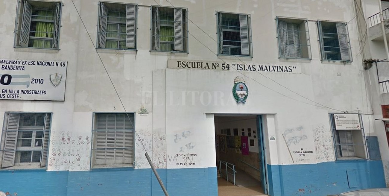 Detuvieron a una joven de 18 años acusada de apuñalar a otra de 16 en una escuela