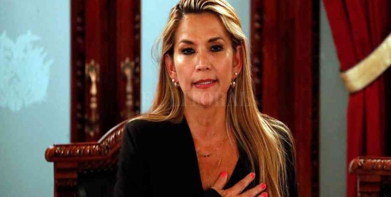 Bolivia expulsa a cubanos y replantea relación con ese país y Venezuela