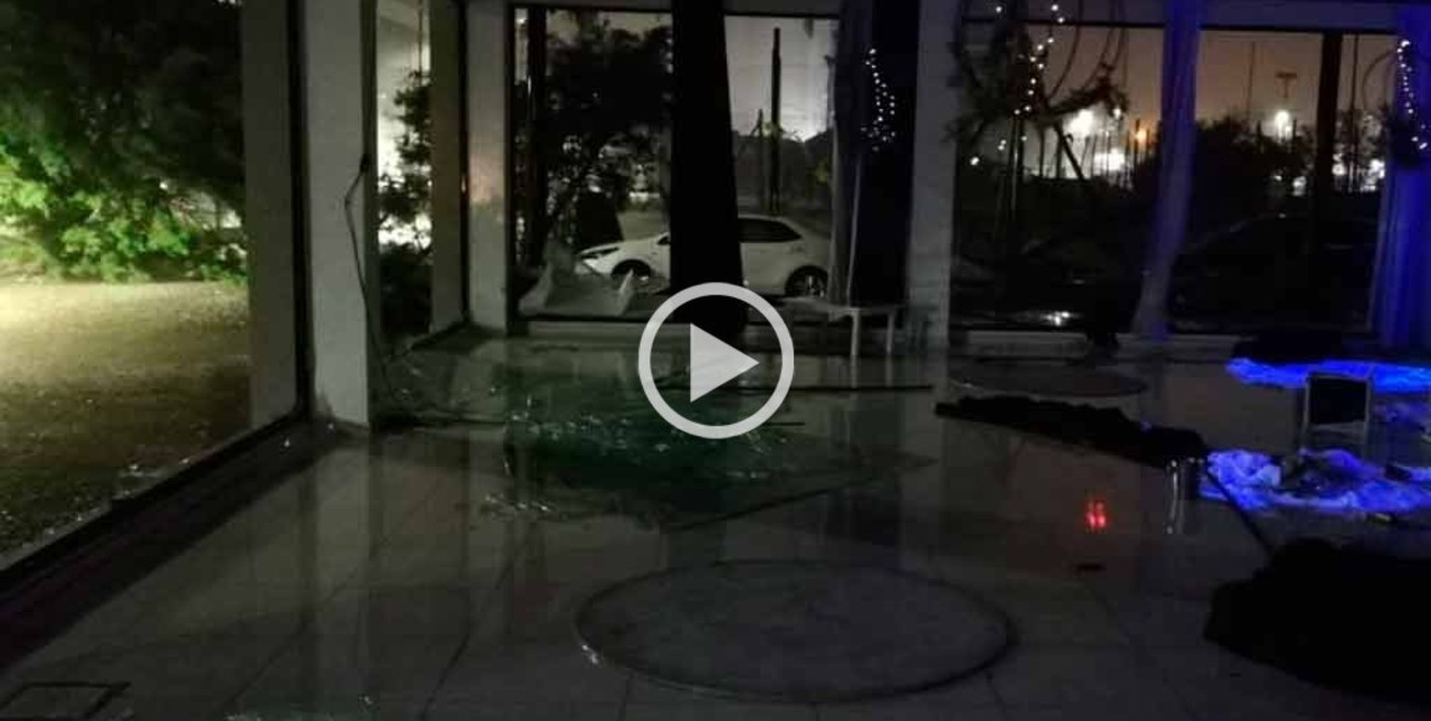 Un gran susto en un casamiento en medio de la tormenta en Santa Fe