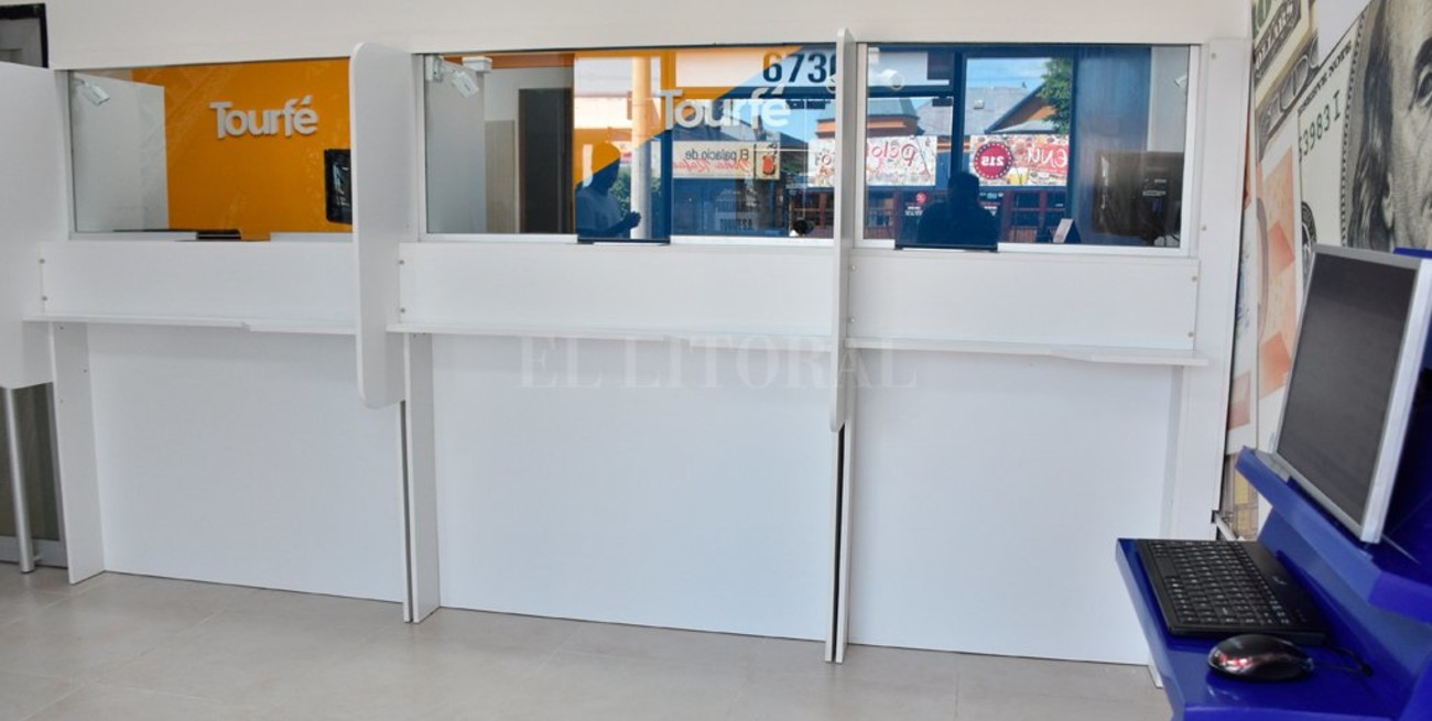 Tourfé inauguró su nueva casa