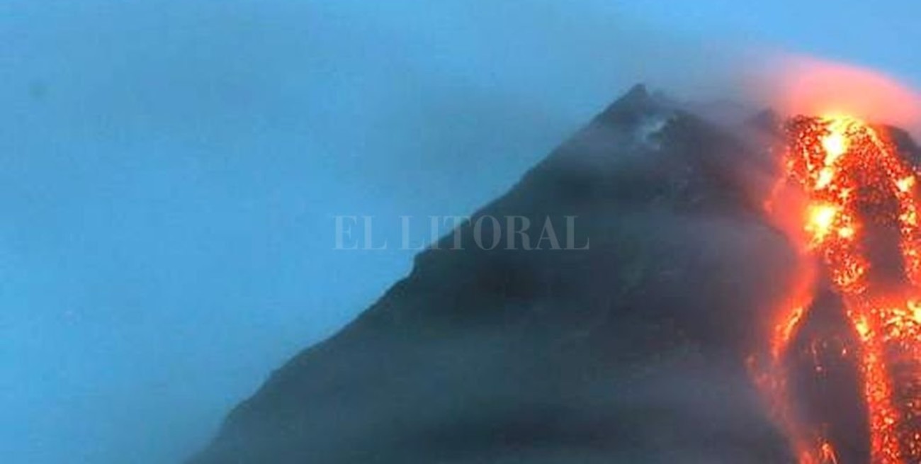 El volcán filipino Mayon está en riesgo de erupción