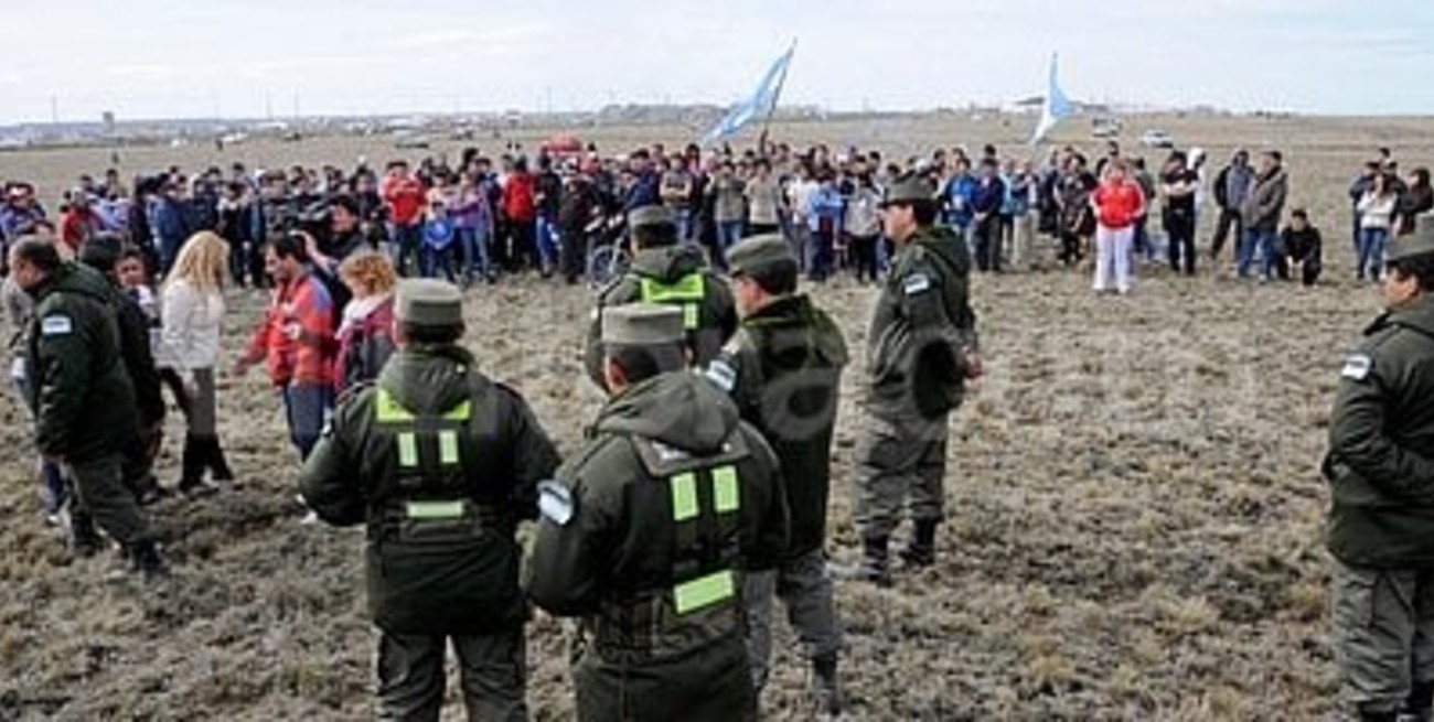 Gendarmería, Prefectura y Ejército movilizados durante un desalojo
