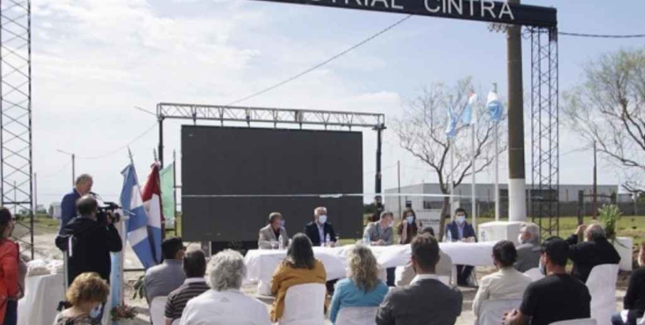 El gobierno de Córdoba inauguró un nuevo parque industrial en el interior de la provincia