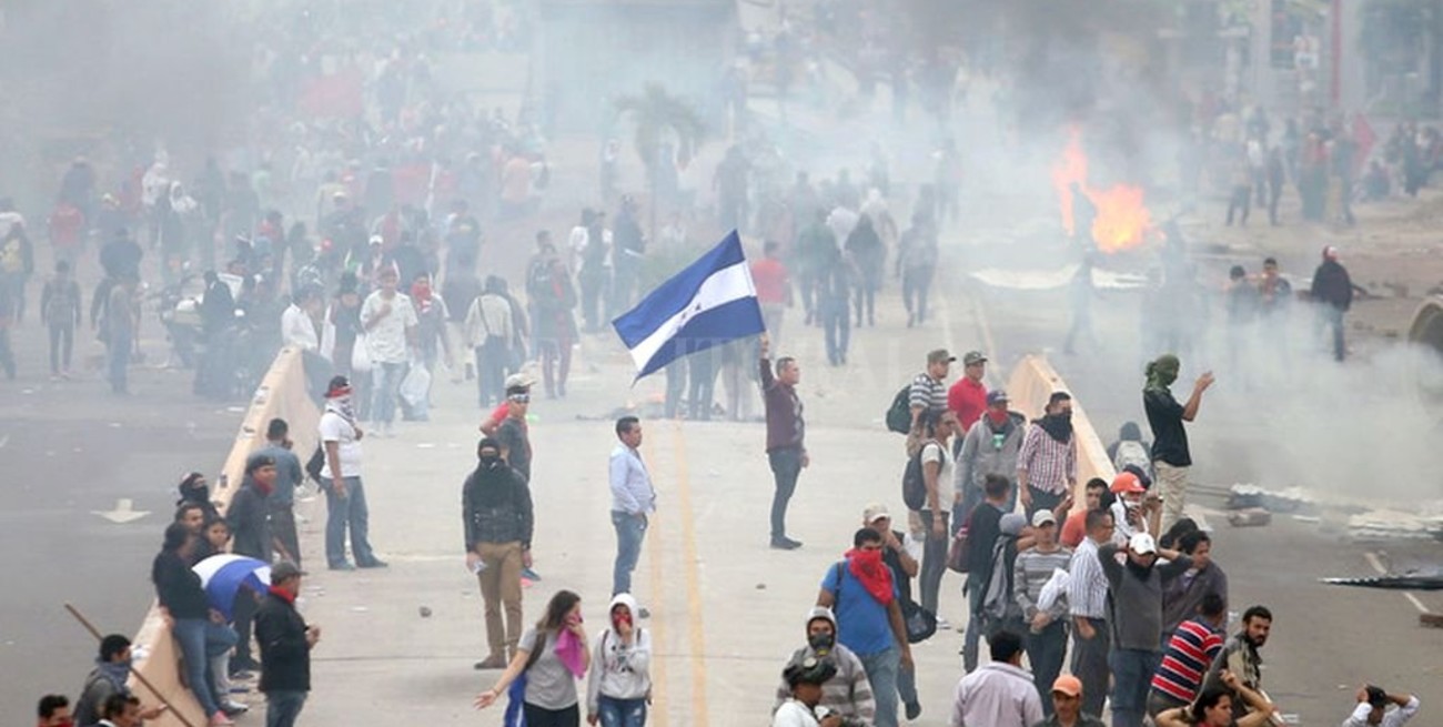 Violentas protestas causan dos muertes tras elecciones en Honduras 