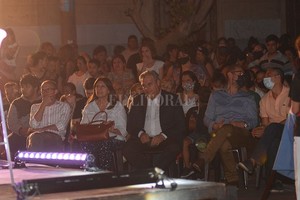 Manuel Fabatía García, Farías, Corach y Pusineri en el acto en la estación Mitre.