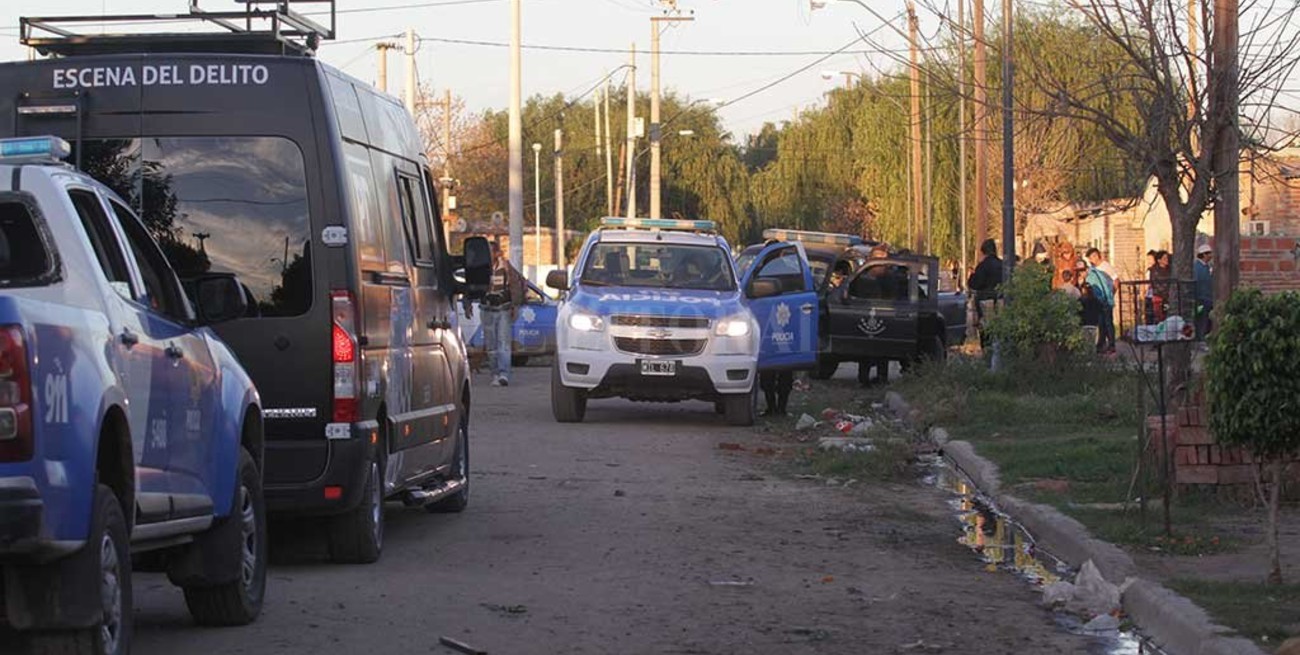 Nena de 9 años baleada en la cara por mafiosos que se tiroteaban en la calle