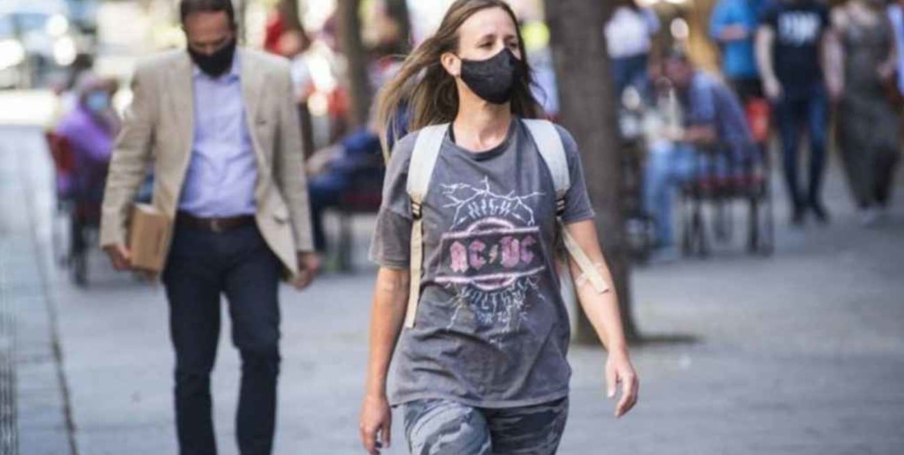 El secretario de salud rosarino pide a la población "no relajarse" ante la suba de casos de coronavirus