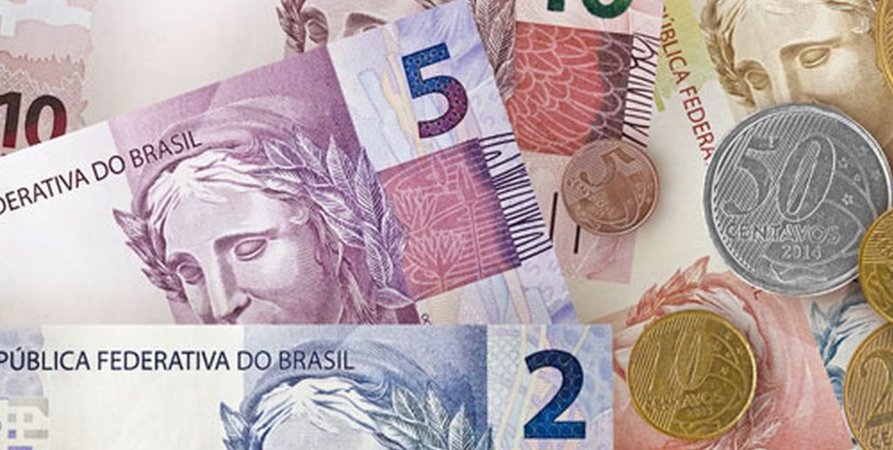 El real sufre una devaluación histórica