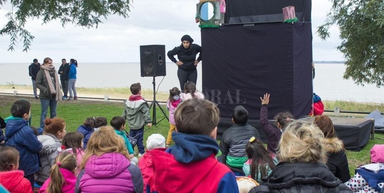 Juegos, espectáculos y talleres para disfrutar en espacios públicos 