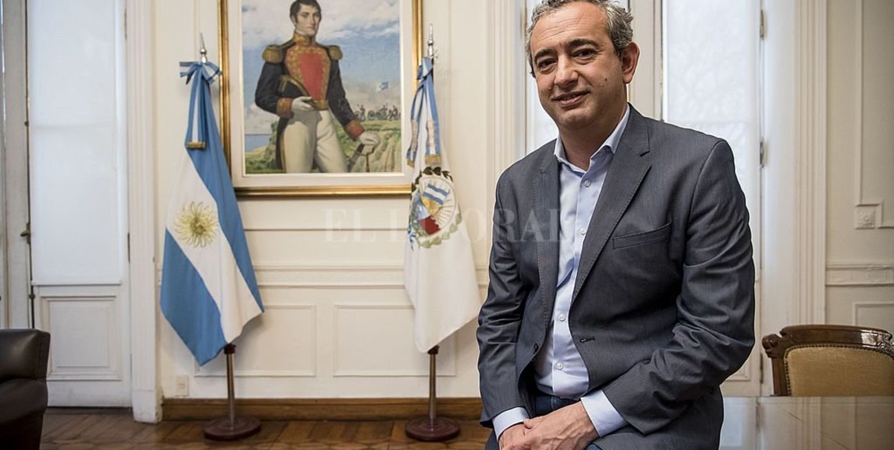 #FuerzaPablo, el apoyo a Javkin tras anunciar que padece una "patología prostática"