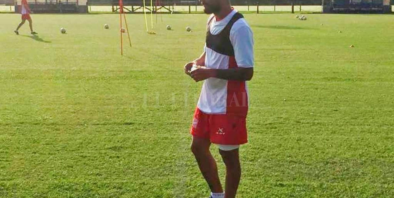 "Droopy" Gómez se fue de Unión y jugará en San Martín de Tucumán