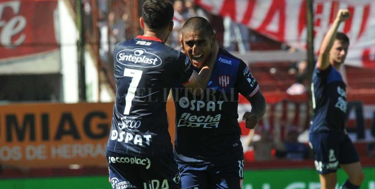 Allá lejos jugaron en la B, y hasta una "final" para entrar en la Copa 