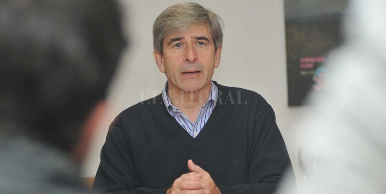 Hugo Marcucci reclama que  Aguas no pague Ganancias