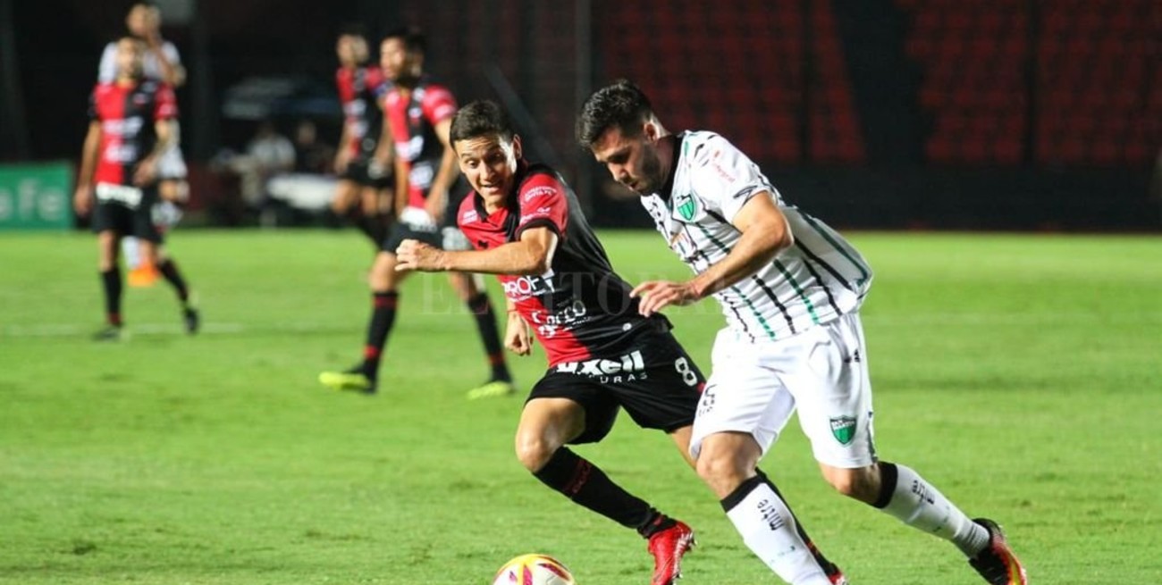 Colón empata con San Martín de San Juan