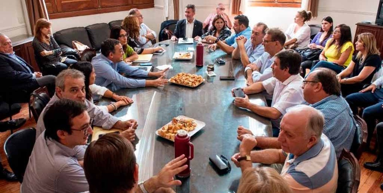 Discusiones paritarias casi estancadas en la provincia