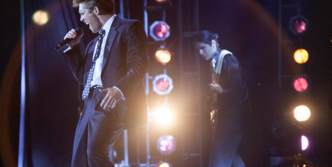 Luis Miguel autorizó la serie de Netflix donde muestran el abandono de su familia