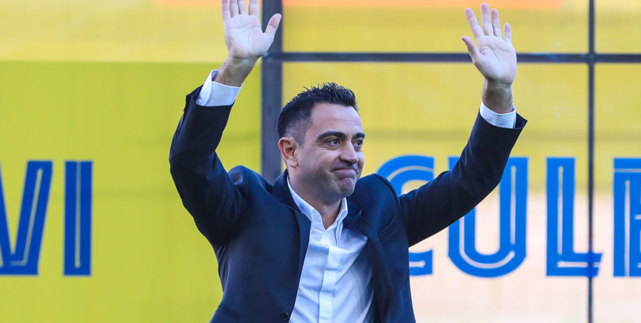 Xavi fue presentado como entrenador de Barcelona
