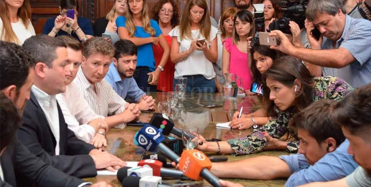 Enérgico repudio al ataque al Concejo de Rosario