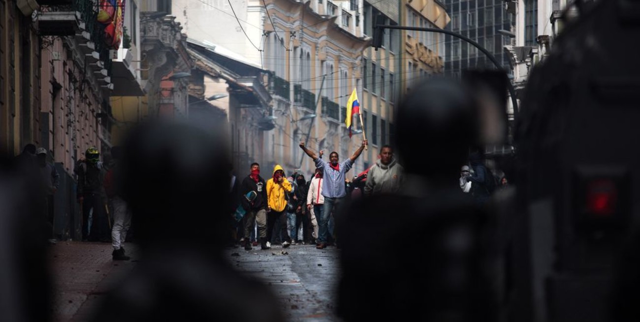 Cuatro claves para entender las masivas protestas contra el gobierno en Ecuador 
