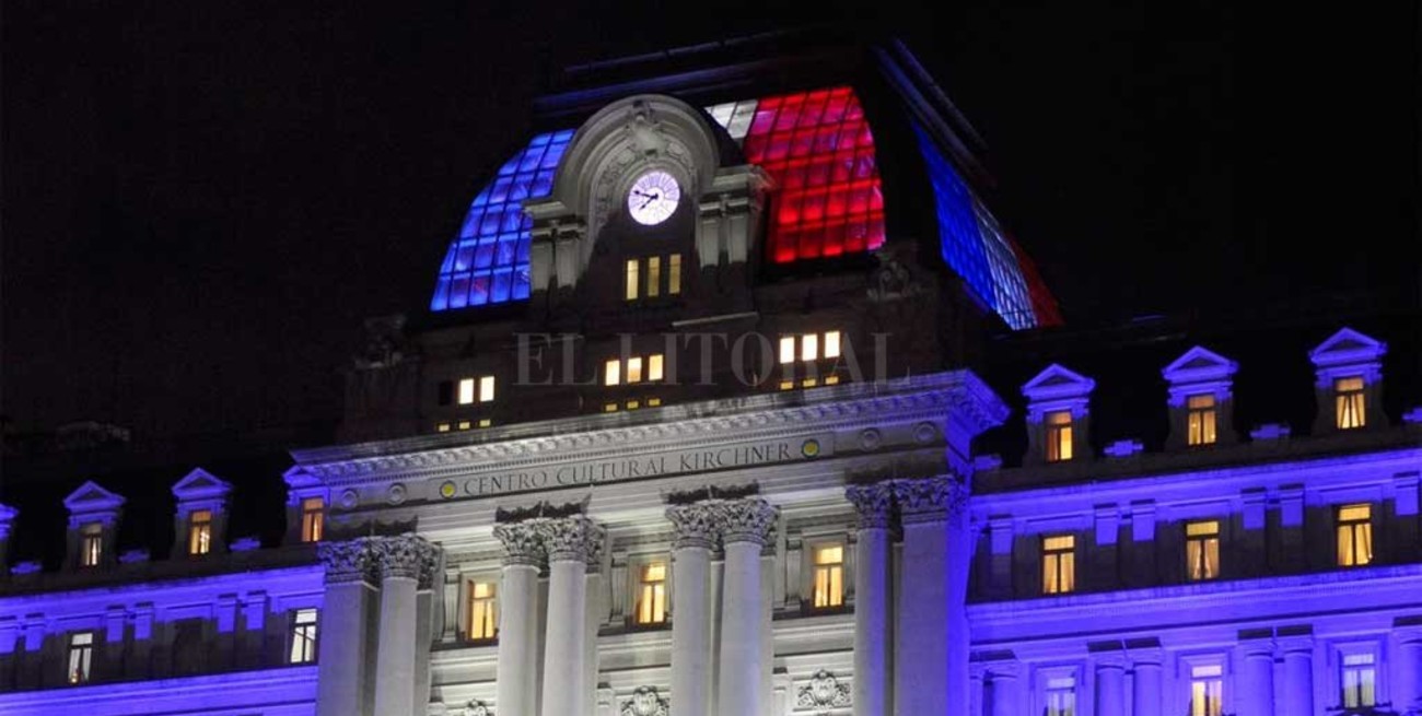 Argentina se solidarizó con Francia por el incendio en Notre Dame