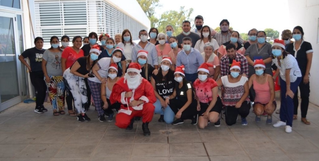 Luz y Fuerza entregó juguetes en el nuevo Hospital Iturraspe