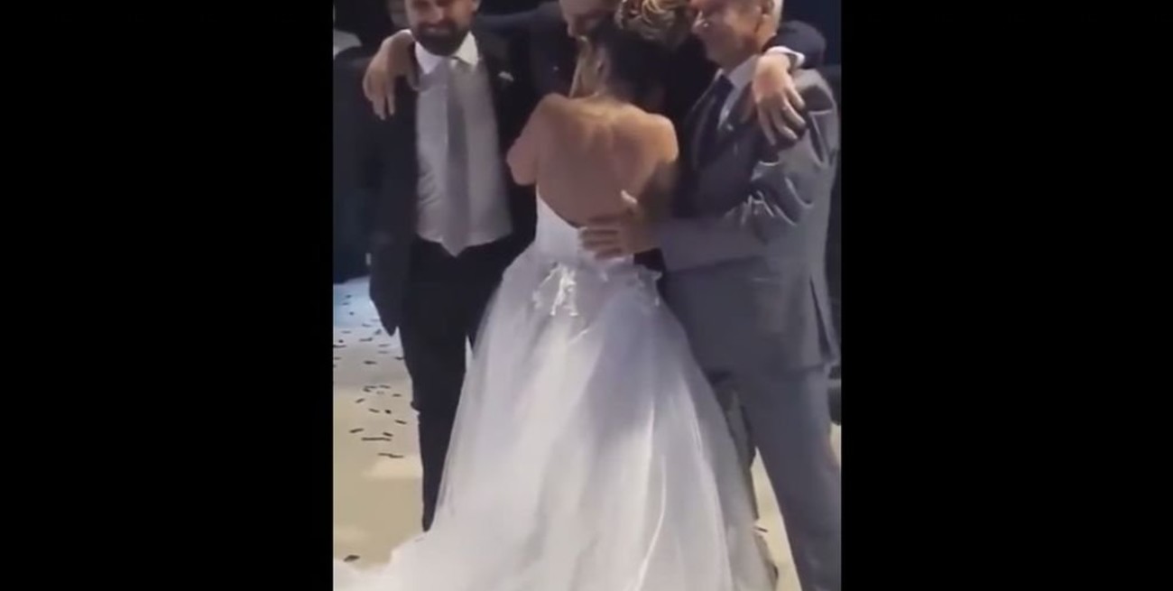 Quedó paralítico en 2014, se casó e hizo todo lo posible para bailar con su esposa