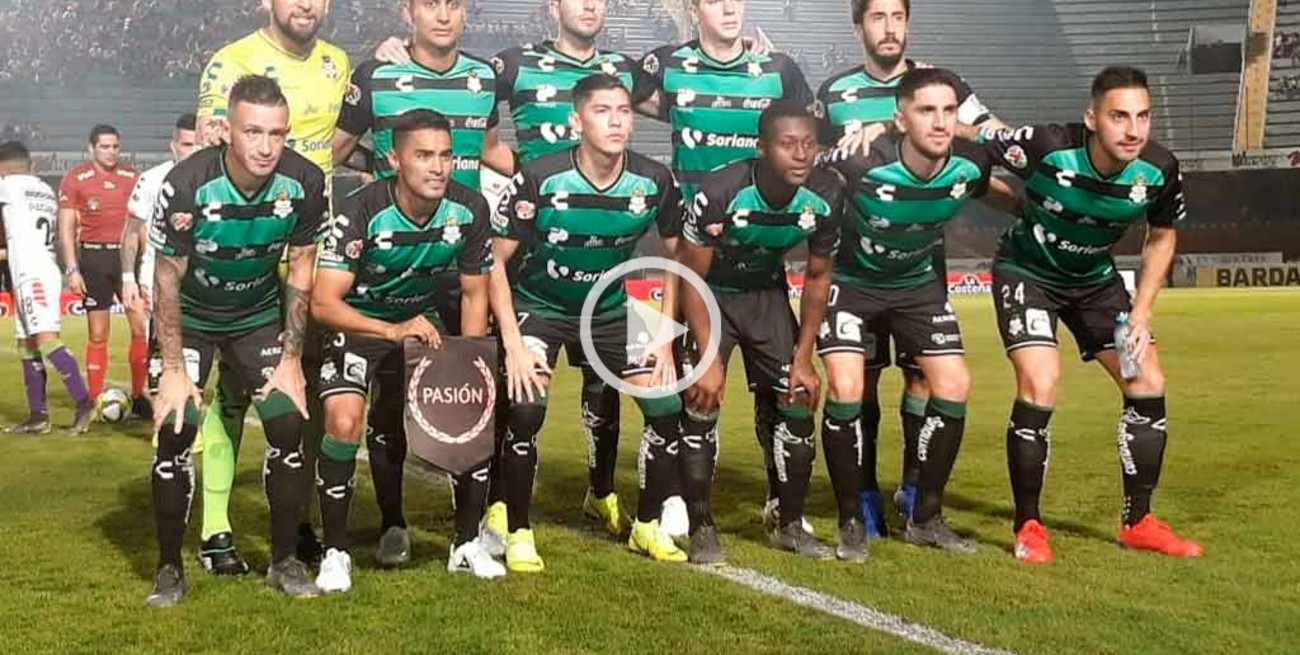 Javier Correa volvió a anotar para Santos Laguna