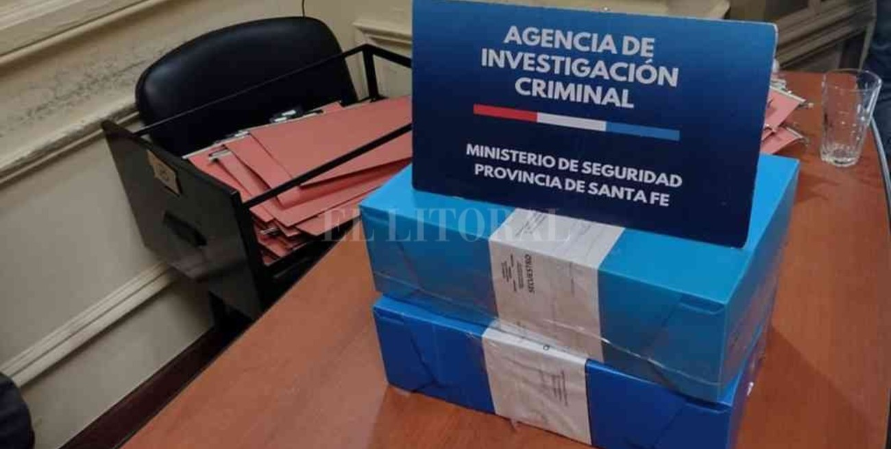 Rosario: allanaron el sindicato de  camioneros por una causa de extorsión