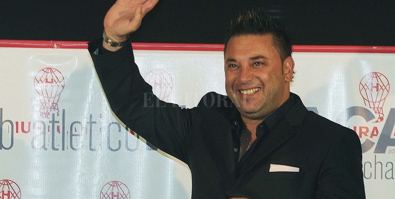 El "Turco" Mohamed se acerca a Huracán