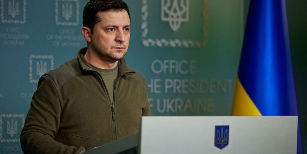 Zelenski afirmó que el ejército ruso intentará tomar Kiev durante la madrugada