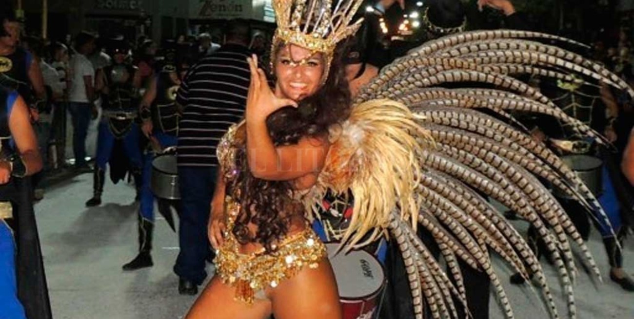 Video: el blooper de la pasista en el carnaval de Vera