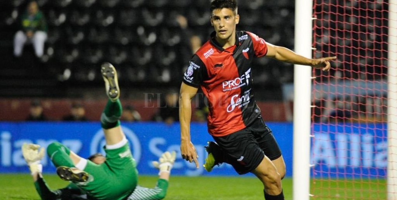 Lavallén hizo fútbol y River, en Uruguay, fue "humillado"