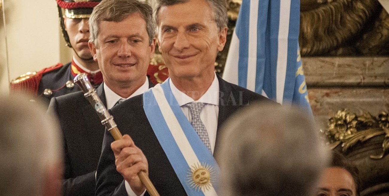 Desde la asunción de Macri el Salario Mínimo medido en dólares perdió 55% de su valor