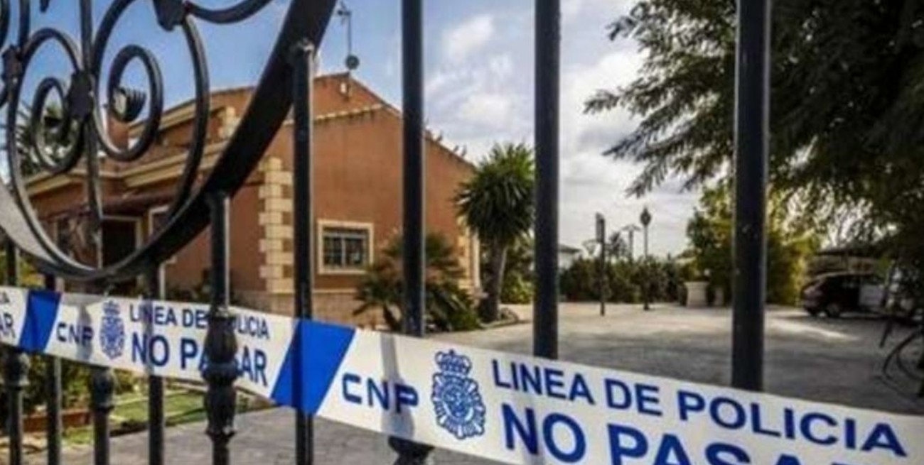 En España un joven asesinó a su familia porque le cortaron internet