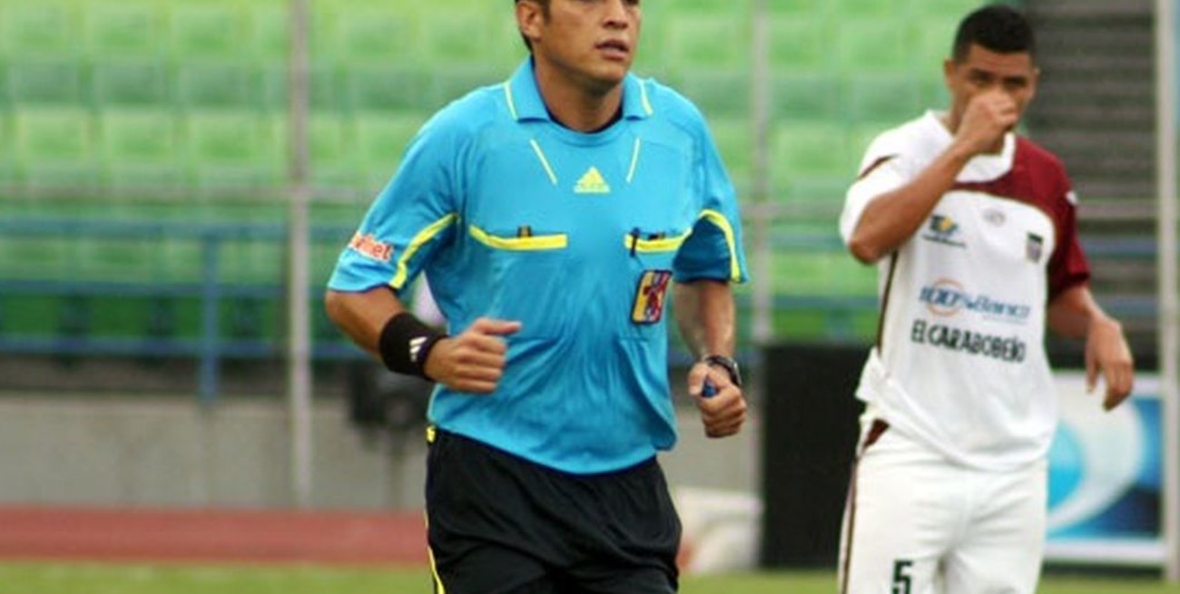 El venezolano Jesús Valenzuela será el árbitro de Unión - Atlético Mineiro