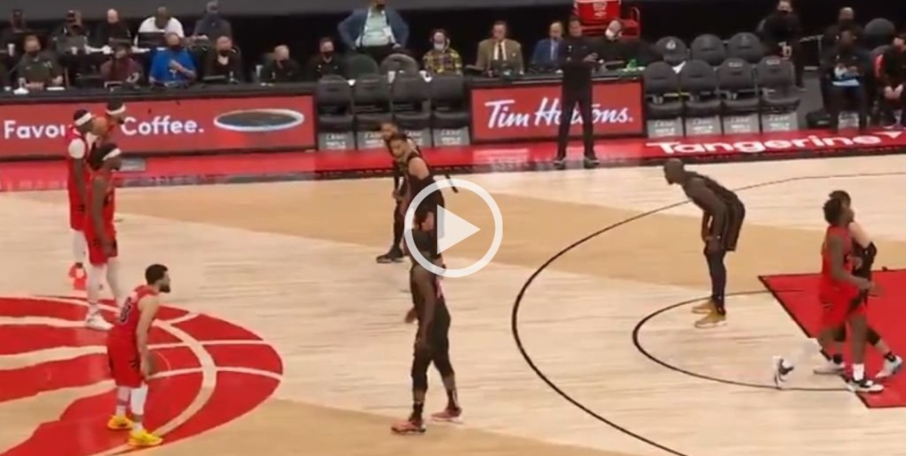 ¿NFL o NBA?: una extraña jugada preparada que terminó en volcada