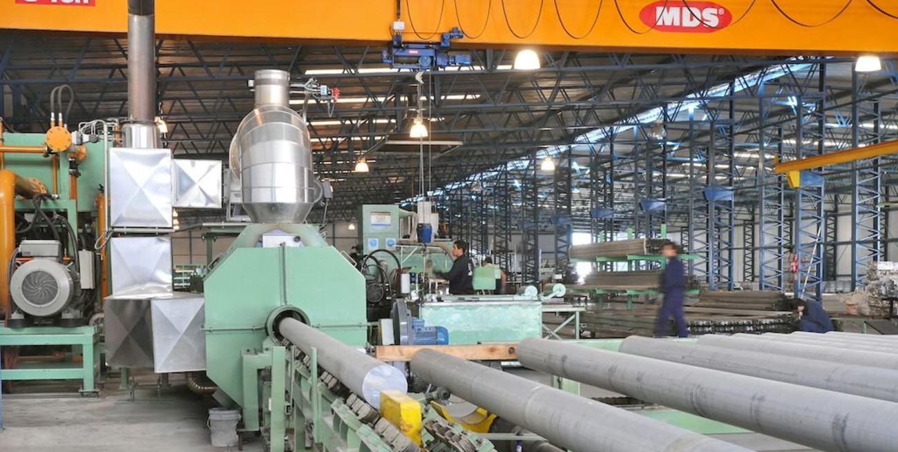 El aumento del precio del aluminio amenaza con incrementar los costos de los productos de consumo