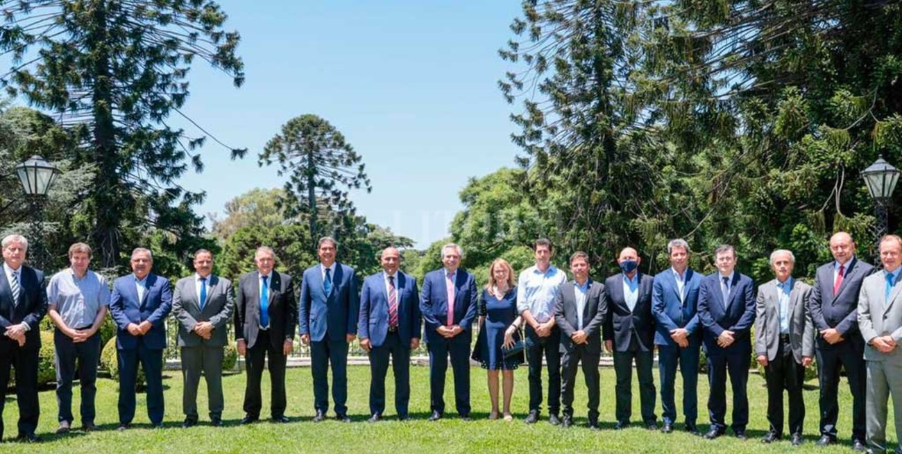 Fernández se reúne con gobernadores