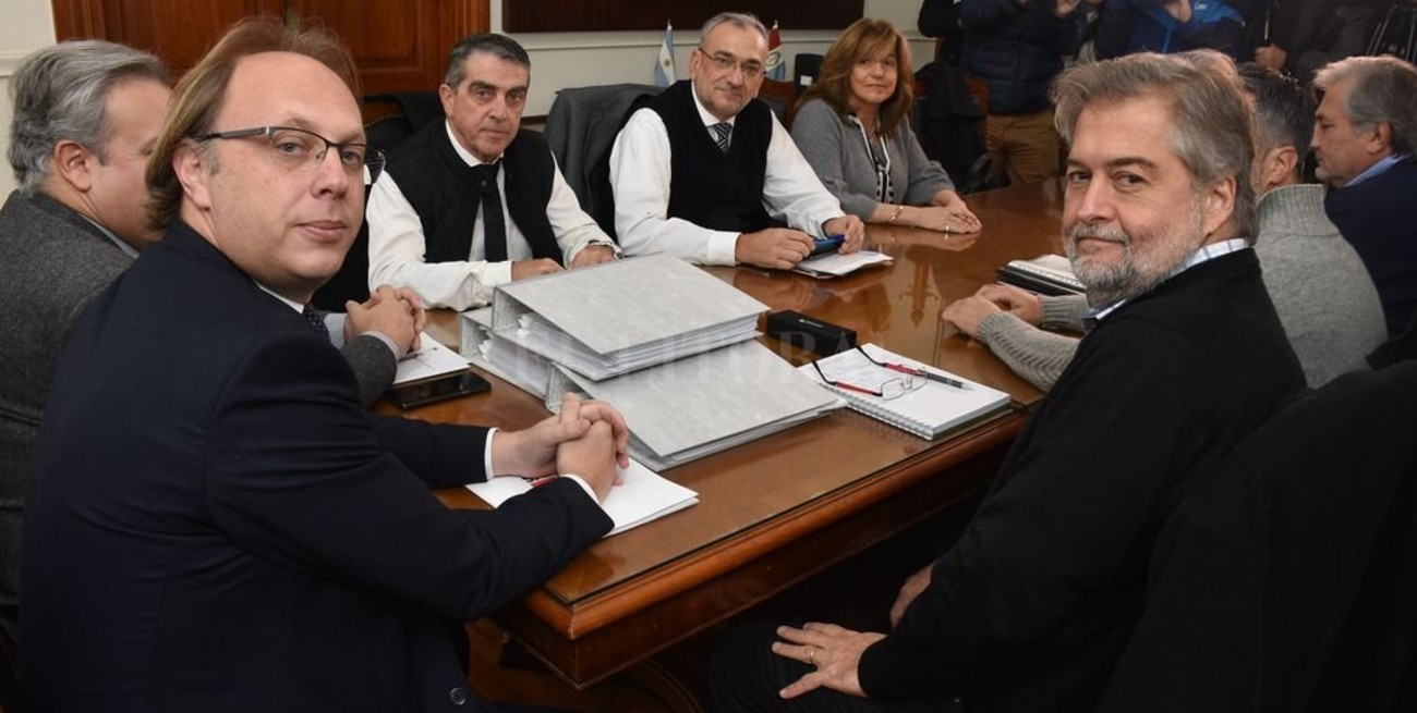 El equipo de Perotti sigue sin datos sobre el flujo de caja