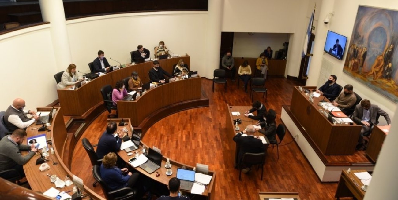 Concejales del PJ: "La irresponsabilidad política de la oposición conspira contra municipalidades y comunas"