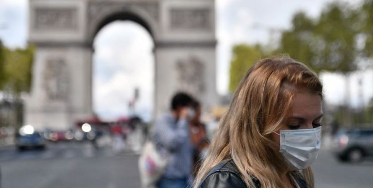 Francia exigirá pasaporte sanitario para ingresar a lugares públicos, trasporte y sitios recreativos