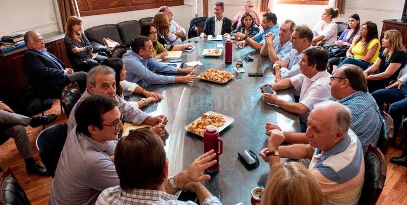 Festram convoca al Plenario de Secretarios Generales para resolver los pasos a seguir