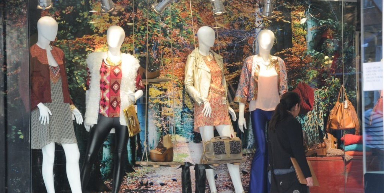 Dudas sobre la aplicación de la Ley de Talles en la ciudad