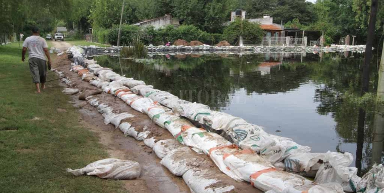 Arroyo Leyes: en febrero licitan  el estudio para proyectar la defensa