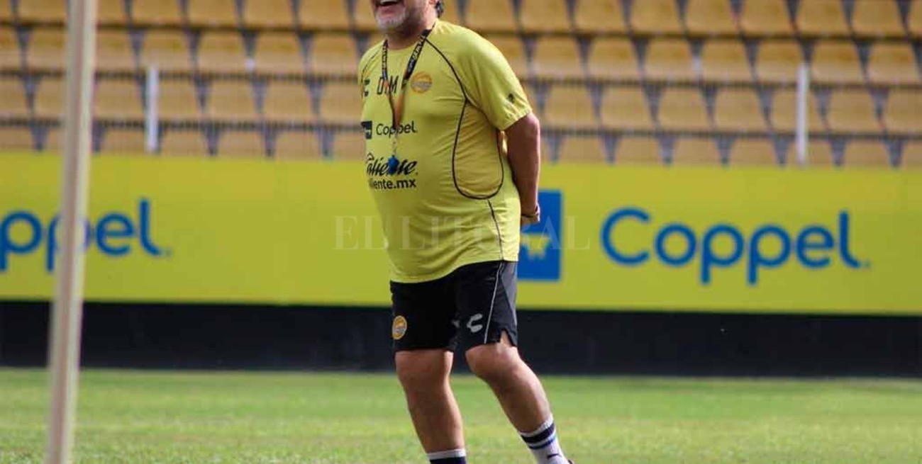 Maradona sigue en Dorados