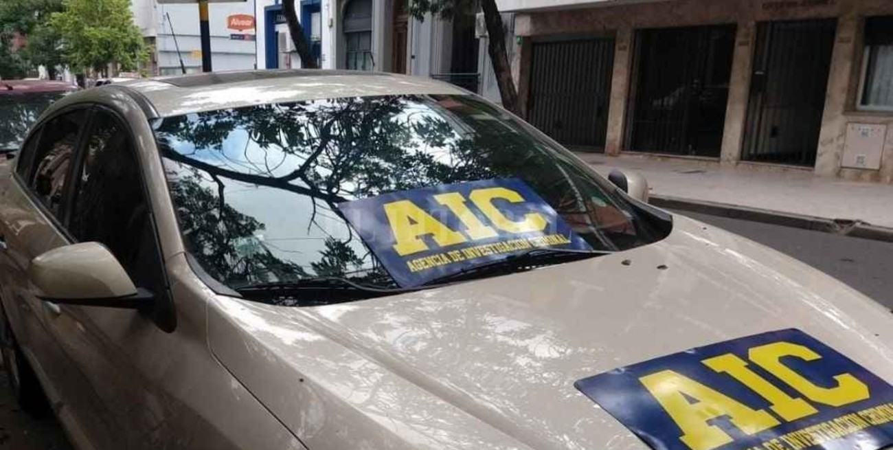 Violenta entradera a la casa de un ex futbolista: se llevaron joyas, armas y pepitas de oro