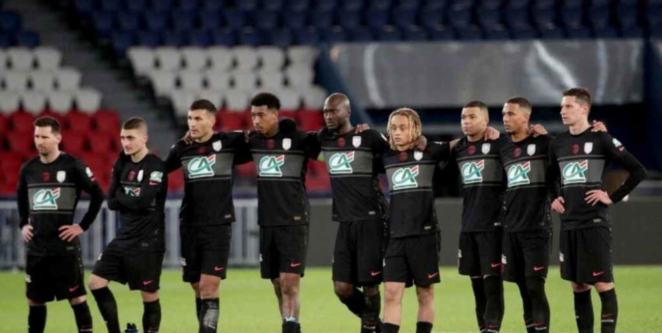 El duro mensaje de los hinchas del PSG al equipo tras la eliminación ante el Niza